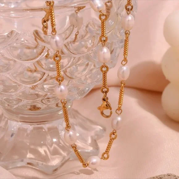 NEW PEARL CHOKER 18K GOLD CHAIN NECKLACE, NICE NECKLACE, CUTE NECKLACE. - Picture 2 of 5